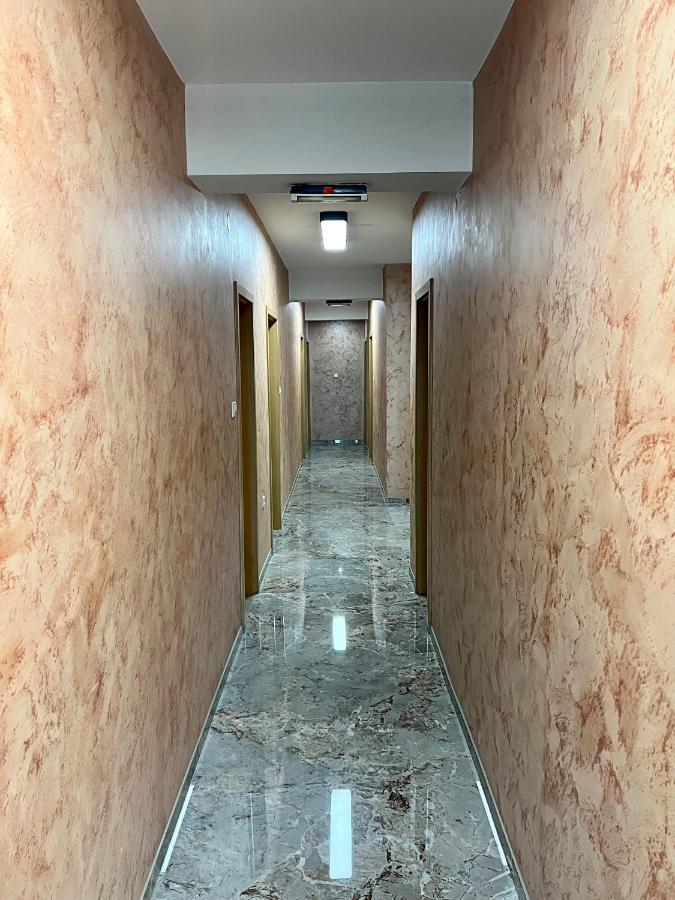 Hotel Brkic Sarajevo Airport - Free Parking Esterno foto