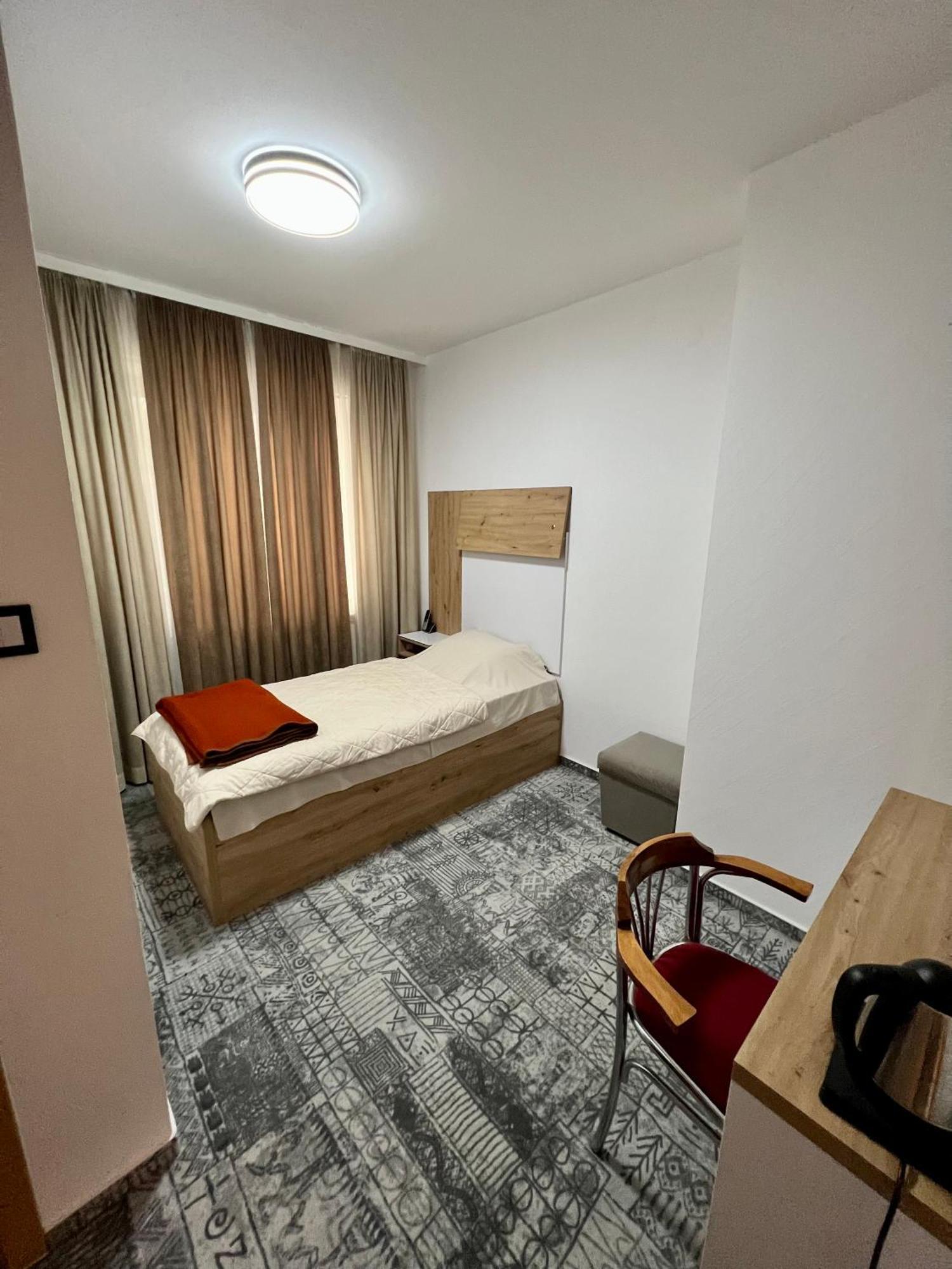Hotel Brkic Sarajevo Airport - Free Parking Esterno foto