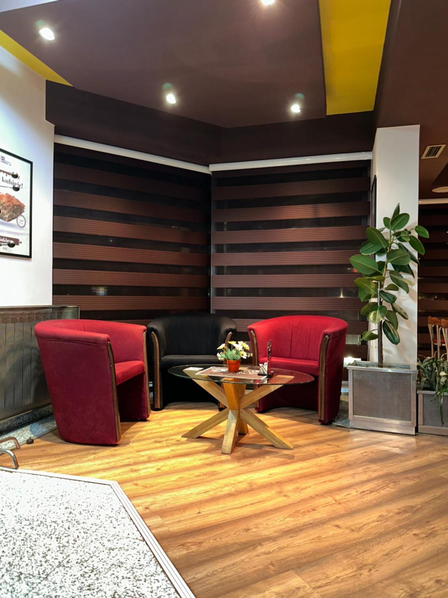 Hotel Brkic Sarajevo Airport - Free Parking Esterno foto